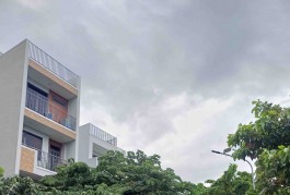 Bán nhà Hẻm Xe Hơi 60m2_4.2x14.5m 5 Tầng Full Nội Thất Gần Đường số 2 Trường Thọ Thủ Đức Chỉ 8,8 tỷ